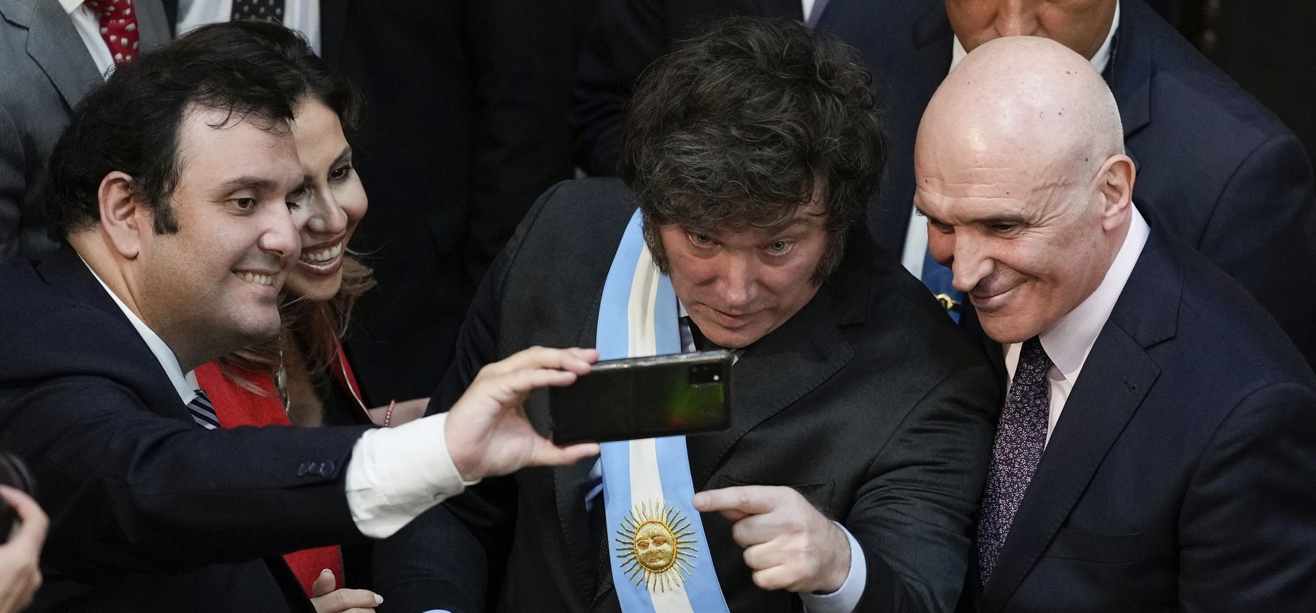 Argentina, 2024: el consenso se mueve de maneras misteriosas