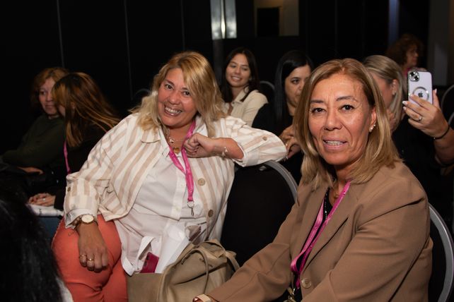Alejandra y Viviana Molina