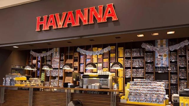 La empleada de una franquicia hizo juicio y la Justicia extendió la responsabilidad laboral a Havanna
