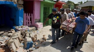 Sigue creciendo el número de muertes por el sismo en México: ahora son 65