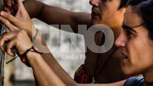 Un mural le renueva la cara al lado oeste de la Estación Mitre