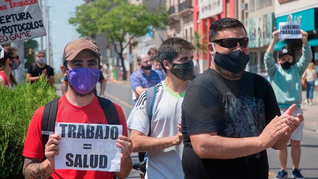 Empleados de la parte privada de bingo y casinos de Paraná reclamaron la reapertura de las salas