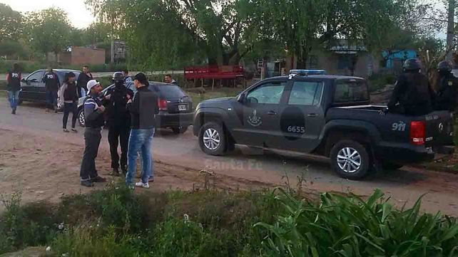 Cuatro detenidos durante los allanamientos por el chico de 11 años baleado en Las Lomas Cuatro detenidos durante los allanamientos por el chico de 11 años baleado en Las Lomas