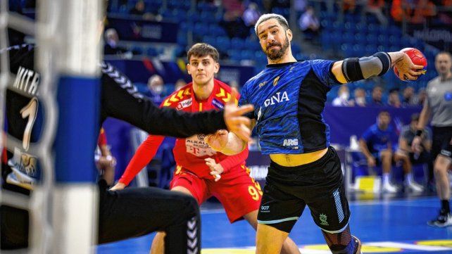 Los Gladiadores superaron a Macedonia del Norte y avanzaron de ronda en el Mundial de handball. Los Gladiadores superaron a Macedonia del Norte y avanzaron de ronda en el Mundial de handball.