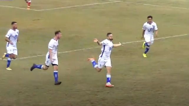 &nbsp;Nicolás Heiz volvió a gritar como frente a Liniers pero esta vez no sirvió para sumar.