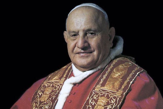 Juan Pablo II y Juan XXIII serán santos por decisión del papa Francisco