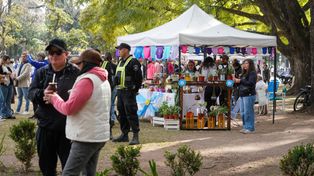 Las ferias de Rosario también emergen para fechas patrias, oportunidad aprovechada por los emprendedores