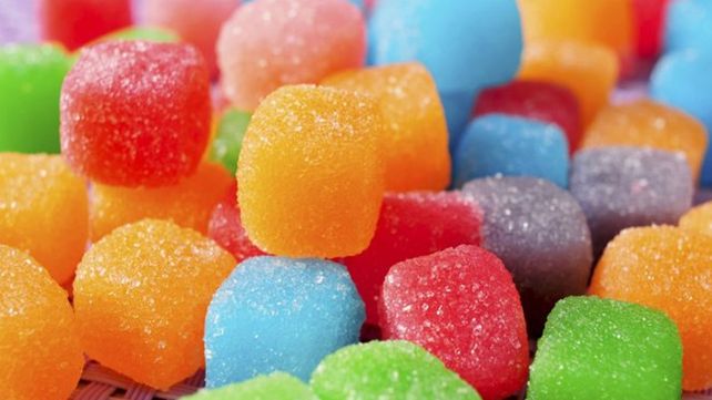 Alertan sobre la venta de gomitas truchas de una reconocida marca nacional