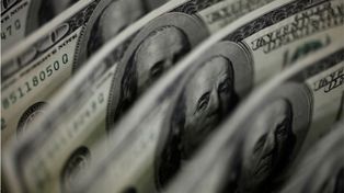 El dólar blue volvió a bajar este jueves