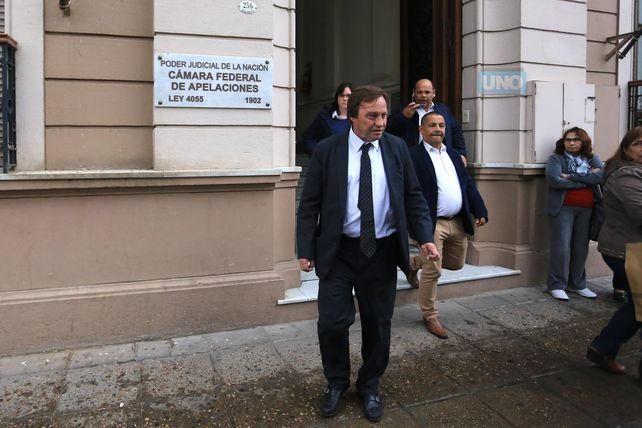 Sergio Varisco en la puerta del Juzgado Federal. Foto UNO Diego Arias.&nbsp;