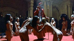 Sexo, lujo y champ&aacute;n entre 350 invitados a una org&iacute;a de pel&iacute;cula