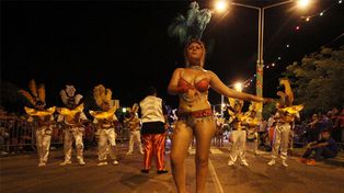 Carnavales entre Todos: 20 mil personas participaron de los corsos en Costanera Este