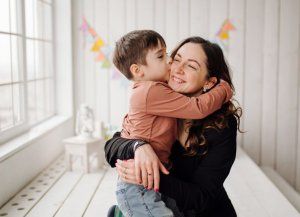 Argentina, lejos del top en licencias por maternidad