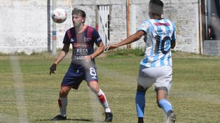 Fija en el mediocampo. Bautista Carrera se ganó un lugar en el equipo comandado por Juan Rossi.&nbsp; 