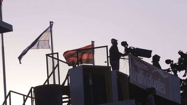 El conflicto entre las entidades del fútbol y las empresas que transmiten.&nbsp;