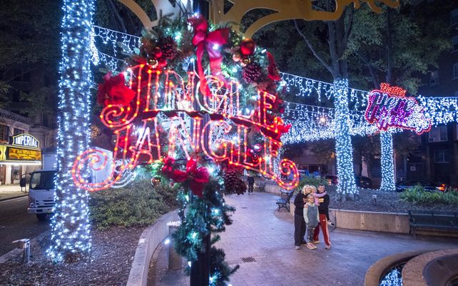 El mundo se ilumina esperando la Navidad