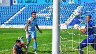 Atento Colón: con gol de Toledo