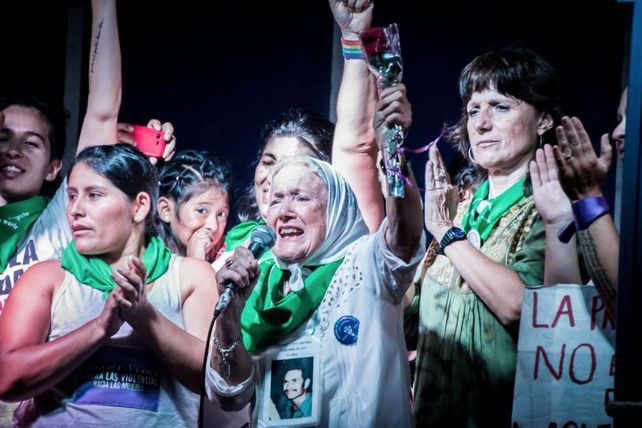 Nora Cortiñas es una gran luchadora de todas las causas justas. Foto: Revista Sudestada.&nbsp;