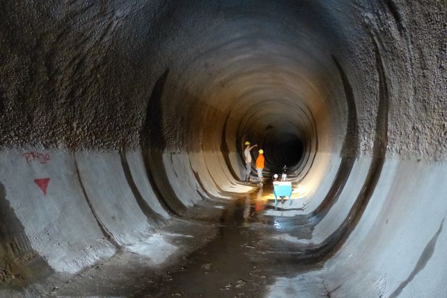 Conducto. La tarea de excavación se hizo de enero de 2013 a noviembre de 2015