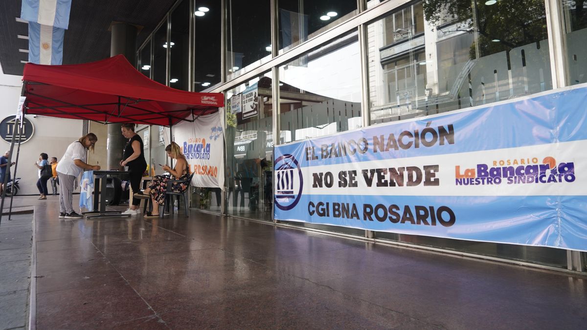 Banco Naci N Rosario Adhiere A La Campa A De Recolecci N De Firmas En Contra De Privatizaci N