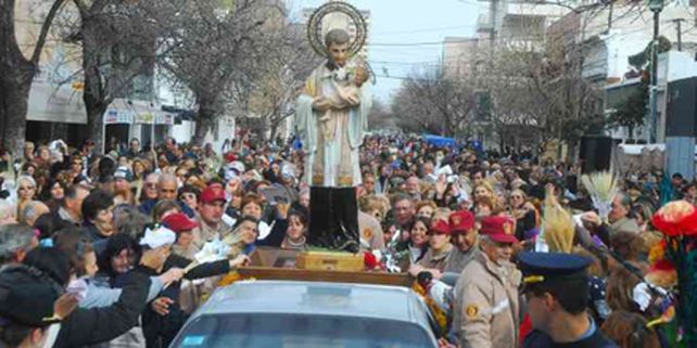 Cuesti&oacute;n de fe: las personas religiosas conf&iacute;an m&aacute;s en las autoridades