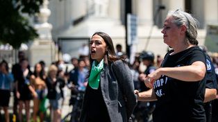 Congresistas de EE.UU. pedían por el aborto legal y terminaron detenidas