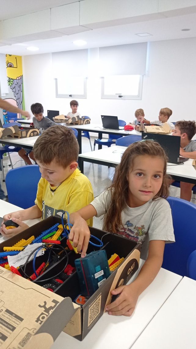 Enseñar tecnología y ciencia de forma divertida, una exitosa apuesta de la provincia de Santa Fe