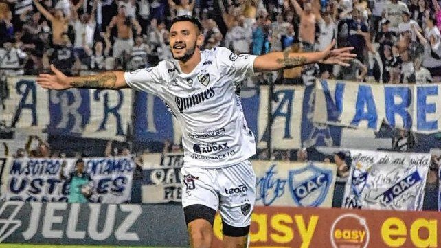 Sandoval no sigue en Quilmes