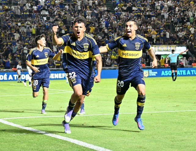 Boca festejó en el certamen de Reserva tras los penales.