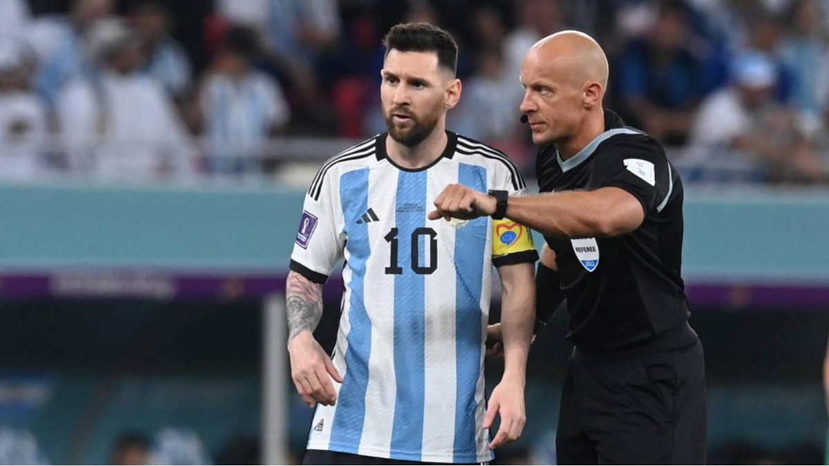 Selección argentina: el árbitro del debut causa desconfianza en Argelia