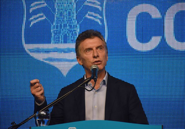 Macri sostuvo que una nueva ley de coparticipación es una vieja deuda pendiente