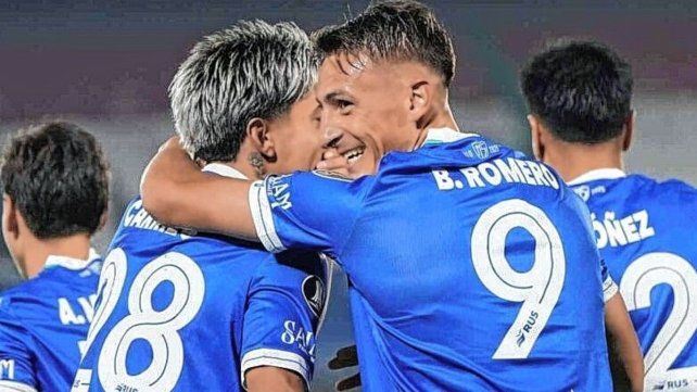 Vélez buscará quedarse con el primer lugar ante Peñarol en el Campeón del Siglo Vélez buscará quedarse con el primer lugar ante Peñarol en el Campeón del Siglo