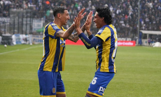 Di María y Enzo Giménez se están entendiendo bien. En La Plata hubo córner de Fideo y gol del paraguayo.
