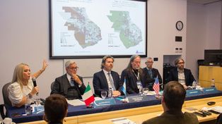 La fiscal Vranicich, el fiscal italiano Melillo, el fiscal porteño Mahiques, el académico David Kennedy y el sociólogo Marcelo Bergman.&nbsp; 