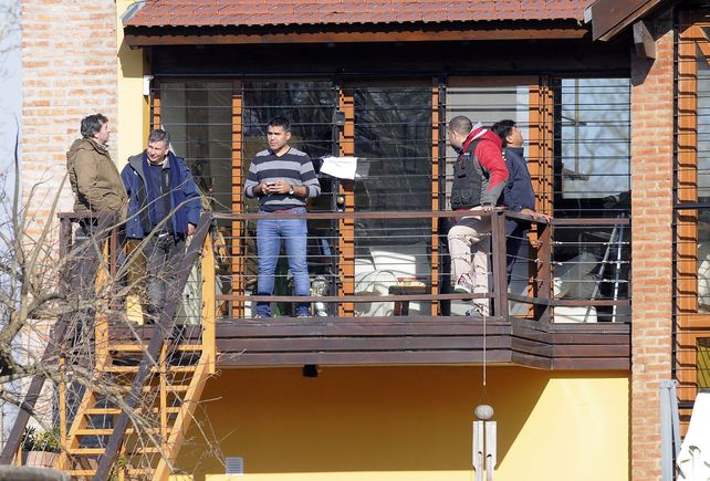 Dique Luján. El operativo policial de ayer en la quinta de José López en Tigre.