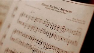 Escuchá el himno en su Día