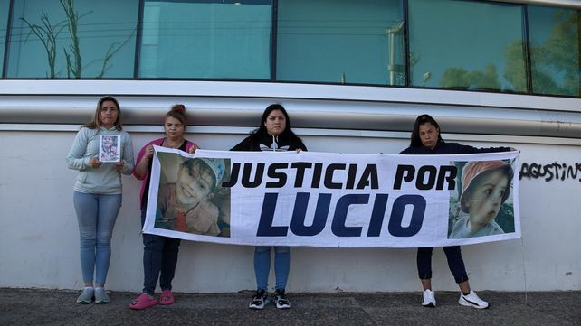El abuelo de Lucio pidió que la mamá y su pareja sean condenadas y separadas