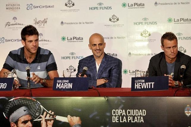 Del Potro, ante el australiano Hewitt en una exhibición en La Plata