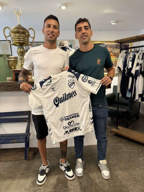 El Piri Vangioni se despidió de Newells y jugará en Quilmes.