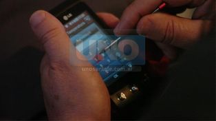 La provincia y el municipio advierten a los consumidores de telefonía celular