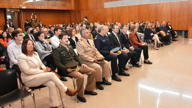 La Jueza Gisela Schumacher asumió como vocal del Superior Tribunal de Justicia. La ceremonia fue en el salón de actos de Tribunales.