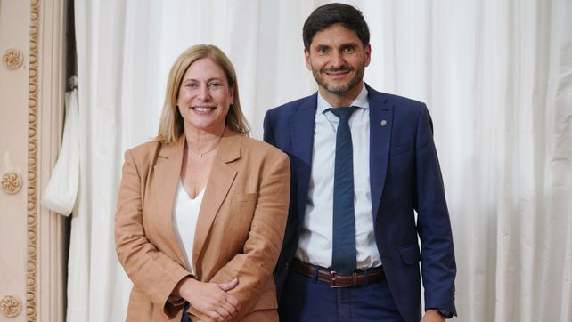 El gobernador Maximiliano Pullaro pidió a los rosarinos que acompañen a su vice
