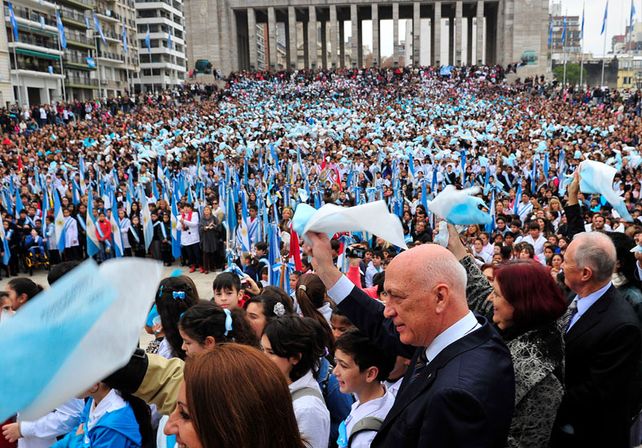 Más de 20 mil alumnos de la provincia prometerán lealtad a la Bandera