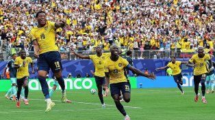 Ecuador venció a Alemania y se metió en 16avos de final.