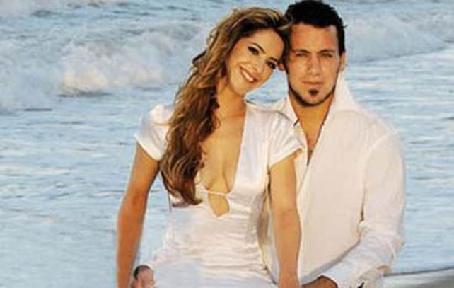 Tiempos felices entre el futbolista y la modelo cuando estaban recién casados.