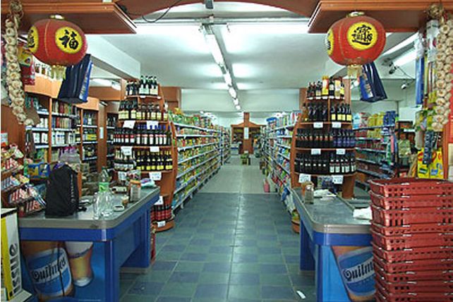 Sugieren a los supermercados chinos que cierren durante las fiestas