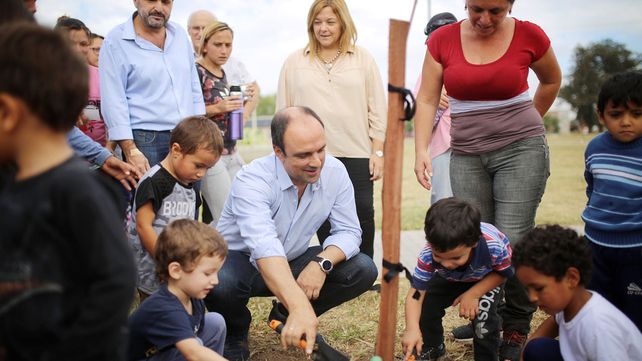 El Municipio planta unos 1.100 árboles por mes dentro del marco del plan de Forestación