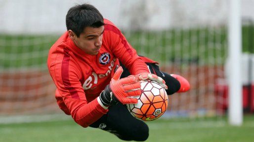Cristopher Toselli, el arquero chileno que suena en Unión