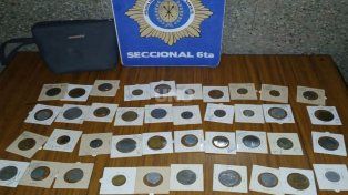 Barranquitas: robó una cartera con monedas de colección, huyó de la Policía y cayó tras una persecución