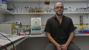 Hugo Menzella recibió la distinción de Fundación Konex.